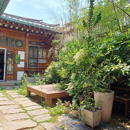 Gongsimga Hanok Guesthouse Seoel Buitenkant foto