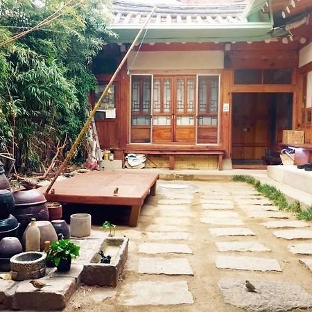 Gongsimga Hanok Guesthouse Seoel Buitenkant foto