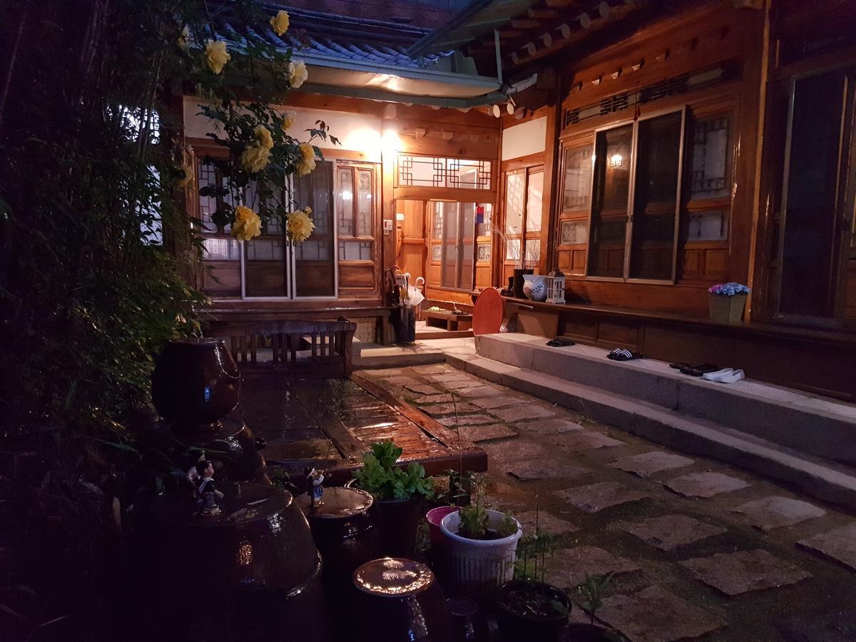 Gongsimga Hanok Guesthouse Seoel Buitenkant foto