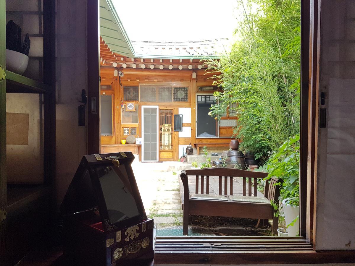 Gongsimga Hanok Guesthouse Seoel Buitenkant foto