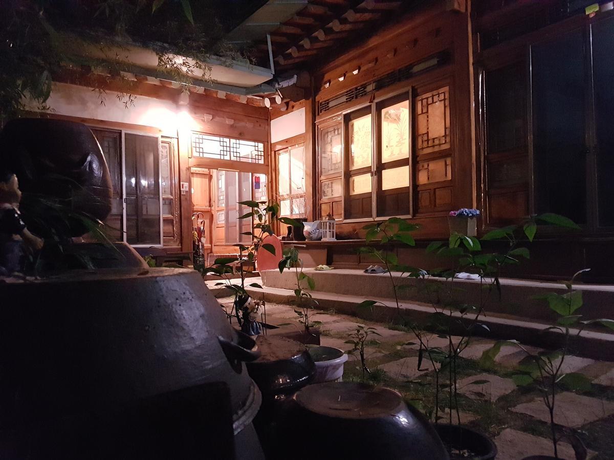 Gongsimga Hanok Guesthouse Seoel Buitenkant foto