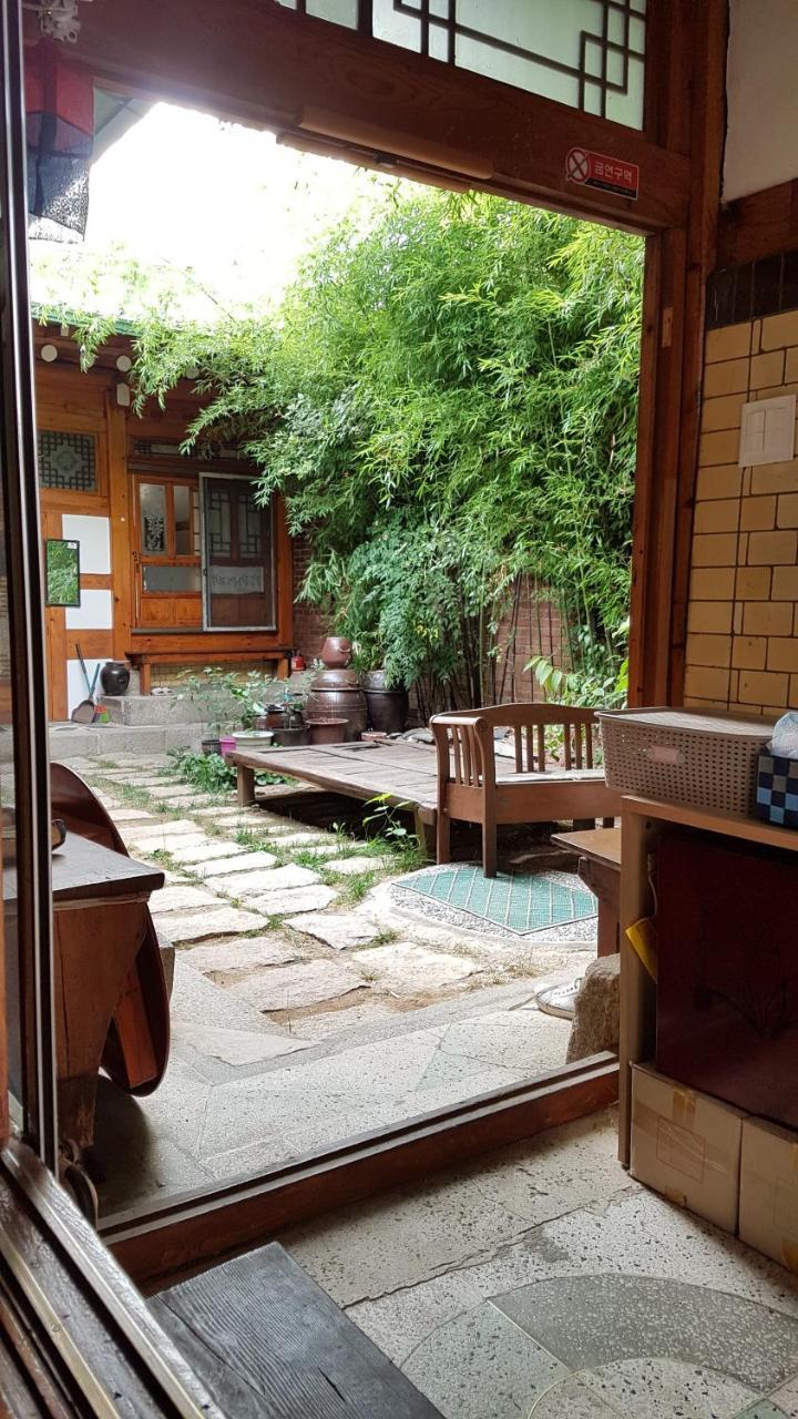 Gongsimga Hanok Guesthouse Seoel Buitenkant foto