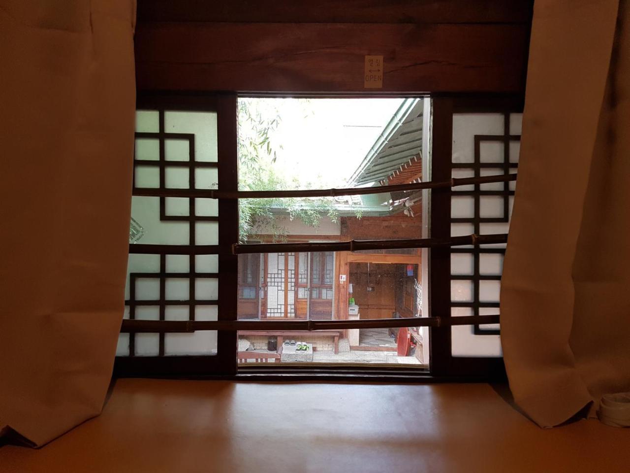 Gongsimga Hanok Guesthouse Seoel Buitenkant foto